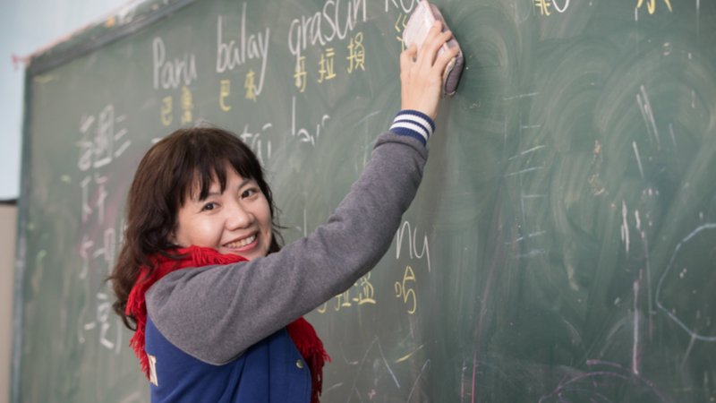 推動閱讀30年的許慧貞老師，用閱讀貼近孩子的心。曾千倚攝