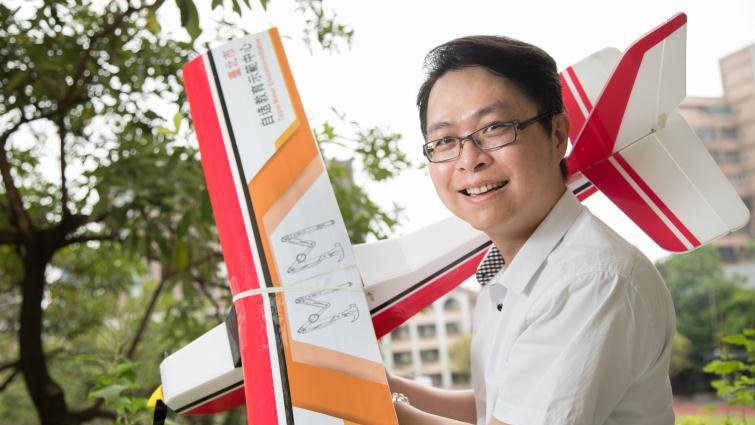 徐臺屏老師認為，STEM教育要帶領孩子從設計思考的角度，學習解決生活上的問題。曾千倚攝