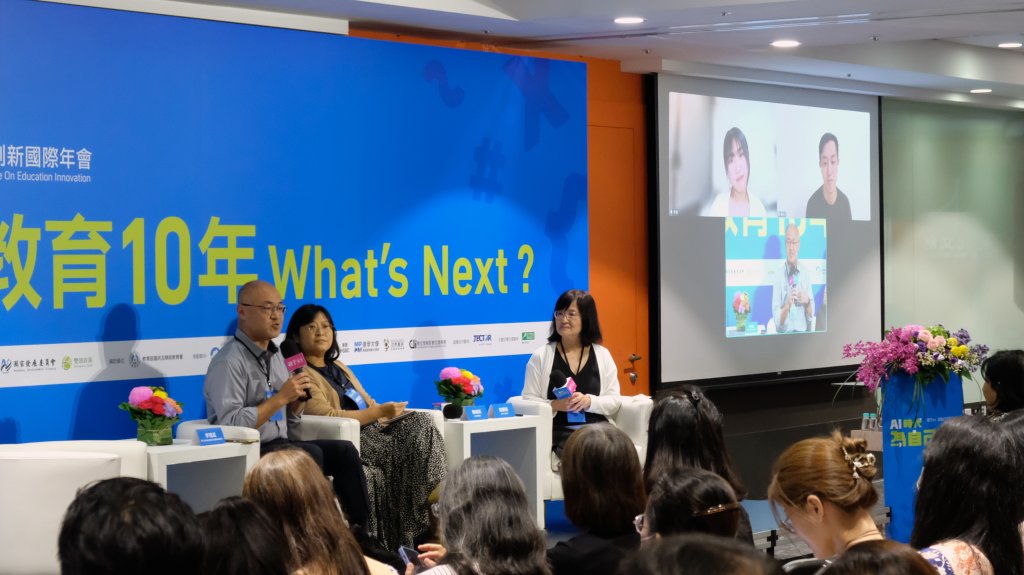 （左起）輔仁大學社會企業碩士在職學位學程主任李禮孟、羽白群學創辦人鄭婉琪、親子天下總主筆賓靜蓀。楊煥世攝